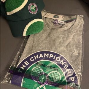 Wimbledon Gray T-Shirt and Green Cap Set